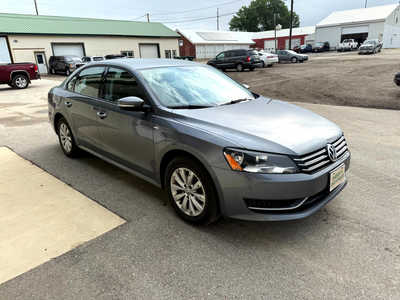 2014 Volkswagen Passat, $8500. Photo 2