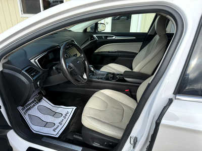 2015 Ford Fusion, $8500. Photo 5