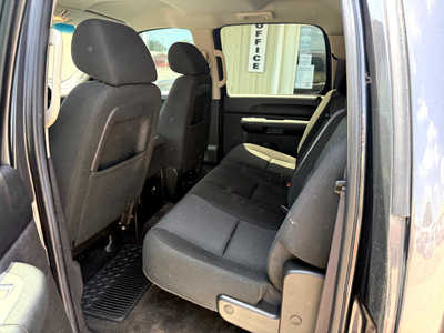 2011 GMC 1500 Crew Cab, $12000. Photo 6