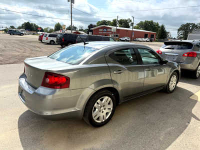 2013 Dodge Avenger, $6000. Photo 4