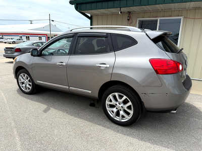 2013 Nissan Rogue, $6498. Photo 4