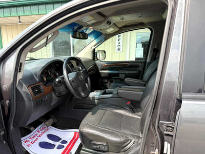 2010 Nissan Armada, $7000. Photo 5