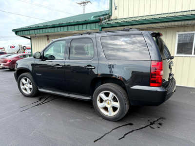 2011 Chevrolet Tahoe, $7500. Photo 3