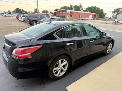 2013 Nissan Altima, $4900. Photo 3