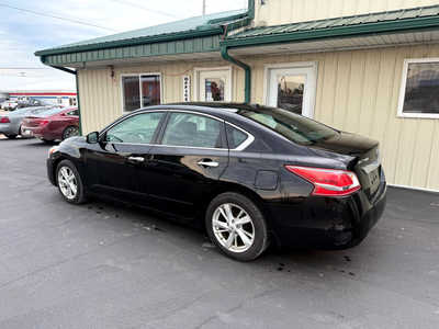 2013 Nissan Altima, $4900. Photo 4