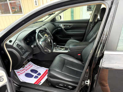 2013 Nissan Altima, $4900. Photo 5