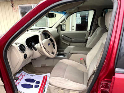 2006 Ford Explorer, $1500. Photo 5