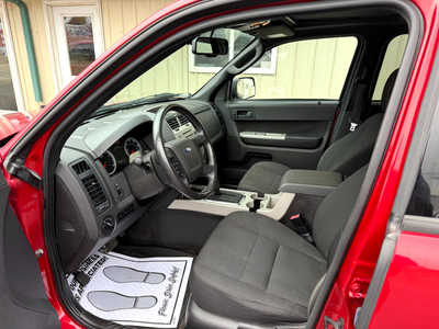 2010 Ford Escape, $5500. Photo 5