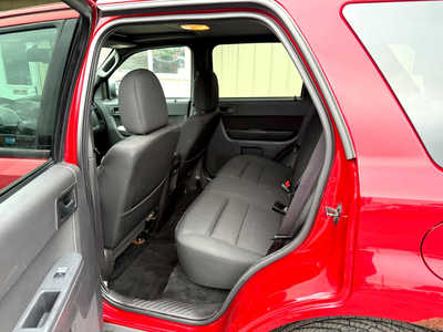 2010 Ford Escape, $5500. Photo 6