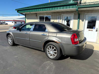 2008 Chrysler 300, $3500. Photo 3