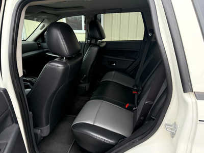 2010 Jeep Grand Cherokee, $6000. Photo 6