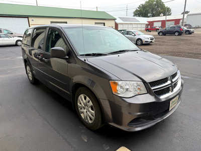 2016 Dodge Caravan, Grand, $9000. Photo 2