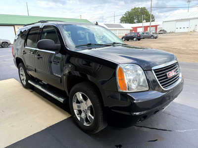 2014 GMC Yukon, $9200. Photo 2