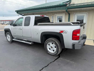 2010 Chevrolet 1500 Ext Cab, $6200. Photo 3