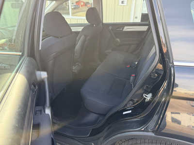 2011 Honda CR-V, $6800. Photo 6