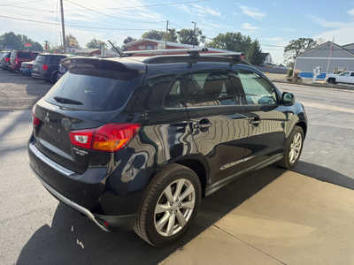 2014 Mitsubishi Outlander, $6200. Photo 4