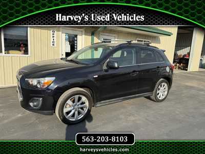 2014 Mitsubishi Outlander, $6200. Photo 1
