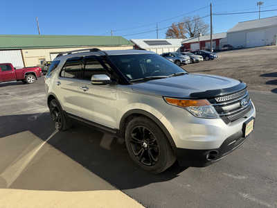 2012 Ford Explorer, $4700. Photo 2