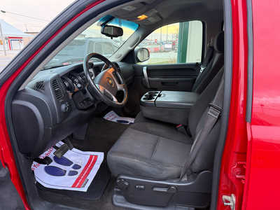 2013 Chevrolet 1500 Crew Cab, $7200. Photo 7