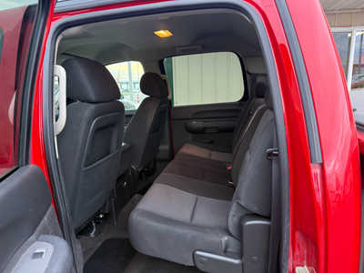 2013 Chevrolet 1500 Crew Cab, $7200. Photo 8