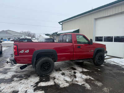 2006 Chevrolet 2500 Reg Cab, $25000. Photo 3