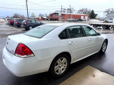 2011 Chevrolet Impala, $3000. Photo 3
