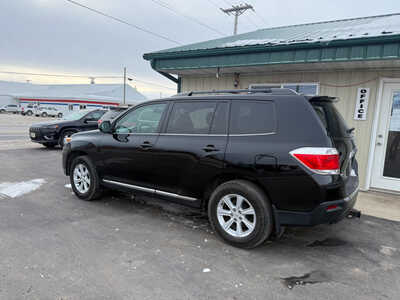 2011 Toyota Highlander, $7500. Photo 4