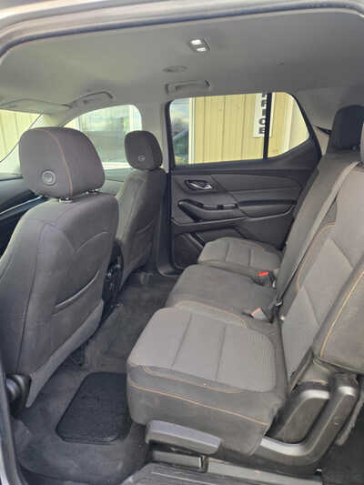 2019 Chevrolet Traverse, $17500. Photo 4