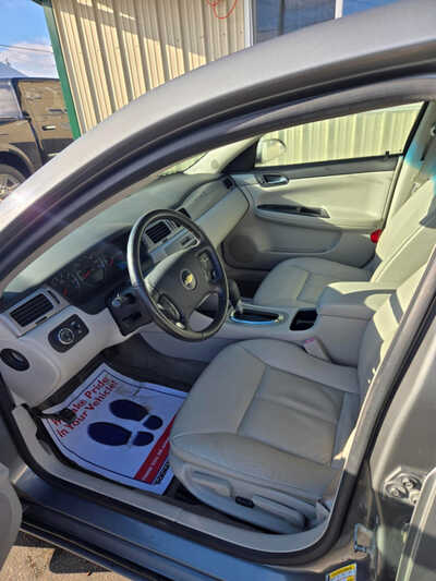 2008 Chevrolet Impala, $4500. Photo 5