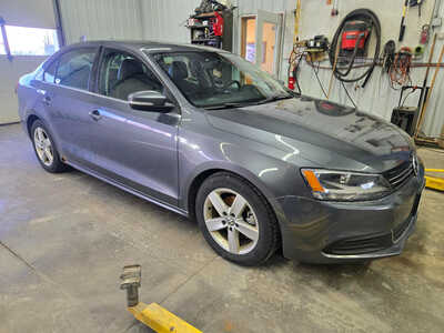 2014 Volkswagen Jetta, $5500. Photo 2