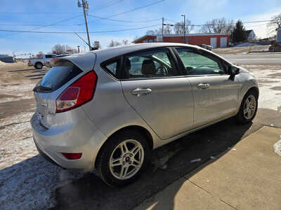 2018 Ford Fiesta, $6000. Photo 3