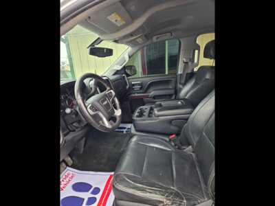 2014 GMC 1500 Crew Cab, $14000. Photo 5