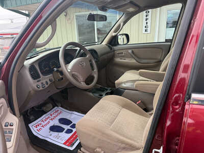 2004 Toyota Tundra Ext Cab, $10000. Photo 5
