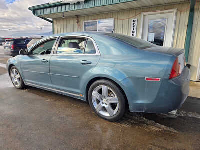 2009 Chevrolet Malibu, $4000. Photo 3