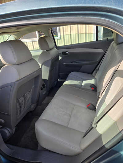 2009 Chevrolet Malibu, $4000. Photo 6