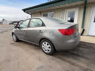 2012 Kia Forte, $5500. Photo 3