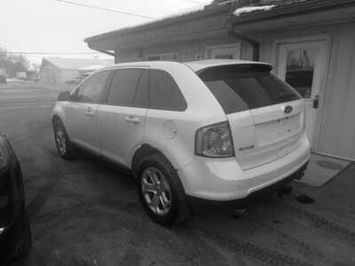 2013 Ford Edge, $7500. Photo 4