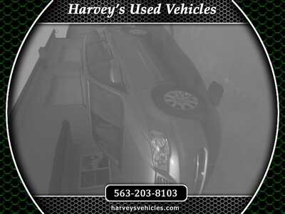 2015 Chrysler Town & Country, $5500. Photo 1