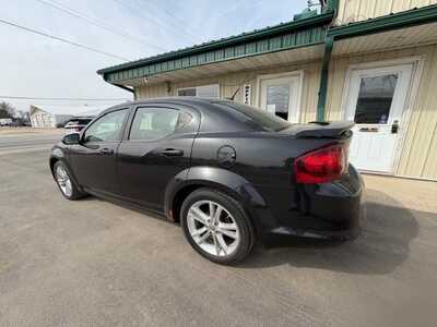 2011 Dodge Avenger, $5000. Photo 4