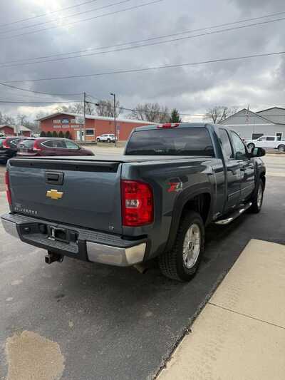 2013 Chevrolet Silverado 1500, $8500. Photo 4