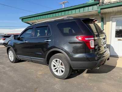 2013 Ford Explorer, $6900. Photo 4