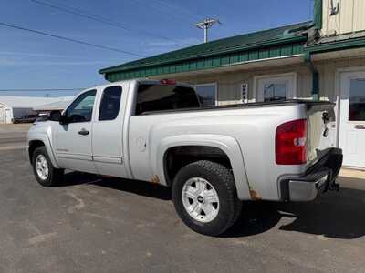 2011 Chevrolet 1500 Ext Cab, $7000. Photo 4