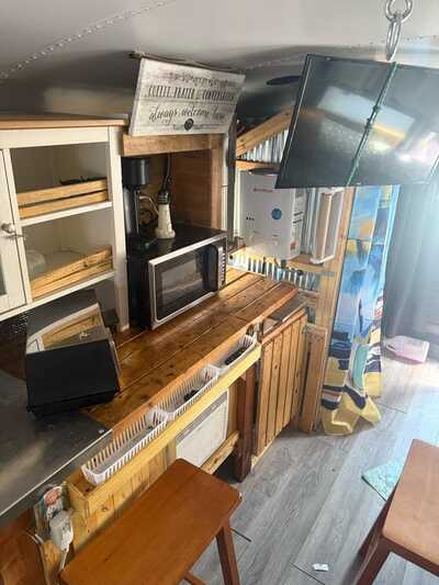 2006 GMC Van,Passenger, $7000. Photo 9