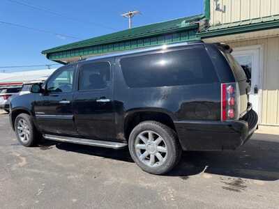 2008 GMC Yukon XL, $6000. Photo 4