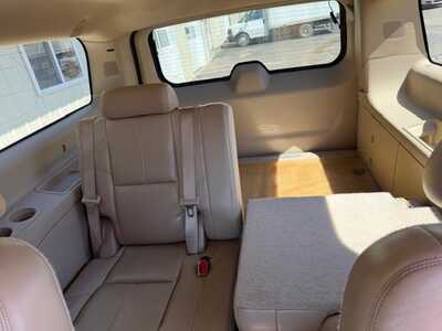 2008 GMC Yukon XL, $6000. Photo 7