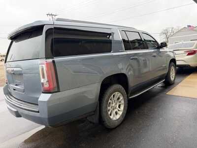 2015 GMC Yukon XL, $15500. Photo 3