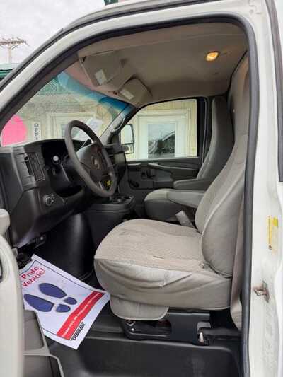 2012 Chevrolet Van,Cargo, $6000. Photo 6