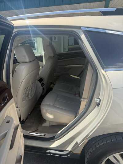 2010 Cadillac SRX, $3000. Photo 6