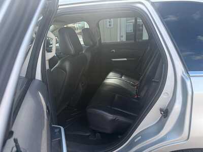 2011 Ford Edge, $4500. Photo 6