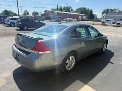 2008 Chevrolet Impala, $4000. Photo 4